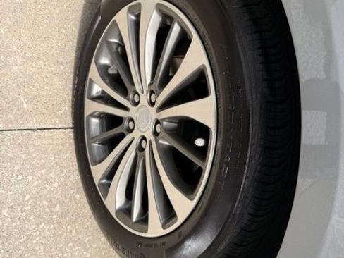 Used 2019 Buick LaCrosse Essence w/ Sights and Sounds Package FWD image 11