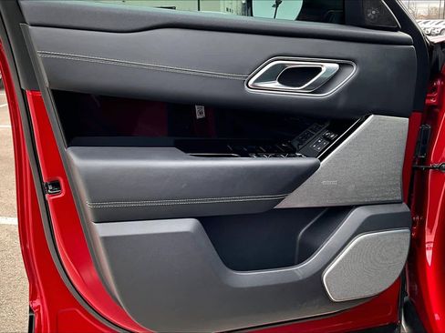 Used 2020 Land Rover Range Rover Velar R-Dynamic HSE image 26