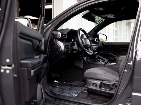 Used 2024 Toyota Tacoma SR5 image 25
