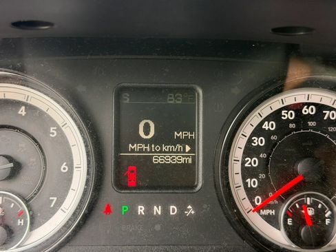 Used 2015 RAM 1500 Express AWD/4WD image 18