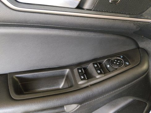 Used 2024 Ford Edge SEL image 27