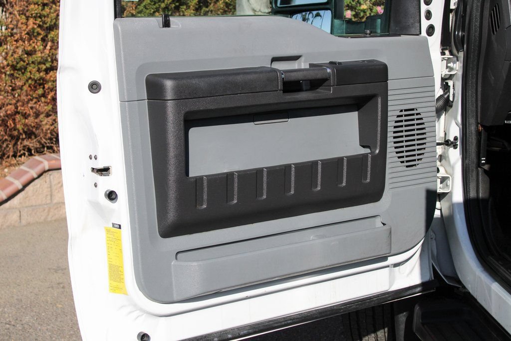 Used 2012 Ford F550 2WD Regular Cab Super Duty w/ PWR Equipment Group image 15