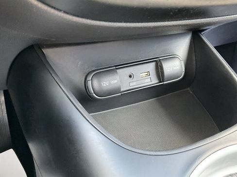 Used 2017 Kia Soul w/ Convenience Package FWD image 21