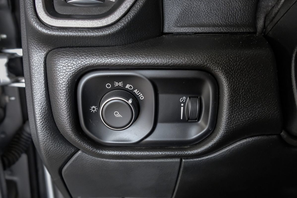 Used 2021 RAM 2500 Tradesman w/ Protection Group AWD/4WD image 23