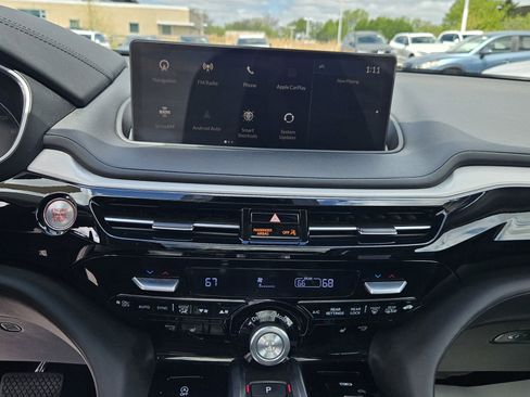 Used 2023 Acura MDX SH-AWD w/ Technology Package image 12