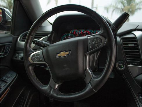 Used 2017 Chevrolet Suburban Premier image 17
