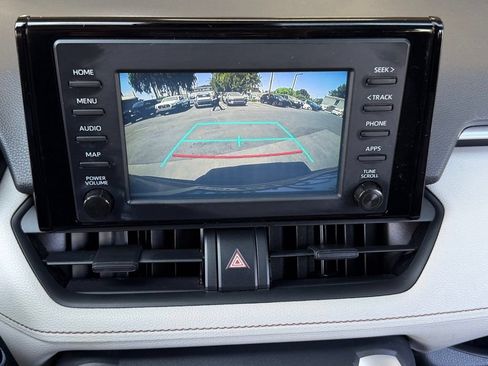 Used 2019 Toyota RAV4 XLE w/ All Weather Liner Package FWD image 16
