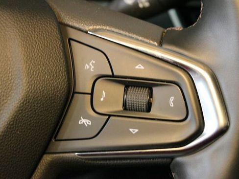 Used 2025 Chevrolet TrailBlazer LT w/ Convenience Package image 22