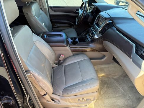 Used 2015 Chevrolet Tahoe LT w/ Luxury Package image 19