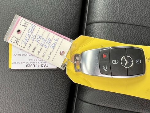 Certified 2025 Mercedes-Benz GLB 250 4MATIC image 38