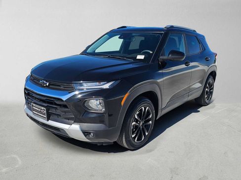 Used 2023 Chevrolet TrailBlazer LT w/ Convenience Package FWD image 7