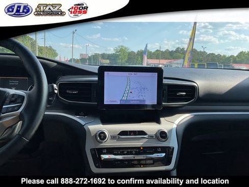Used 2020 Ford Explorer XLT w/ Equipment Group 202A RWD image 17