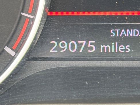 Used 2025 Nissan Rogue SV FWD image 41