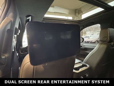 Used 2021 GMC Yukon XL SLT w/ SLT Luxury Plus Package image 24