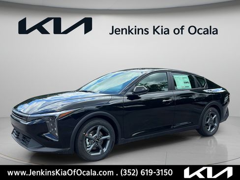 New 2026 Kia K4 FWD image 7