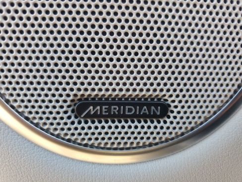 Used 2016 Land Rover Range Rover HSE image 13