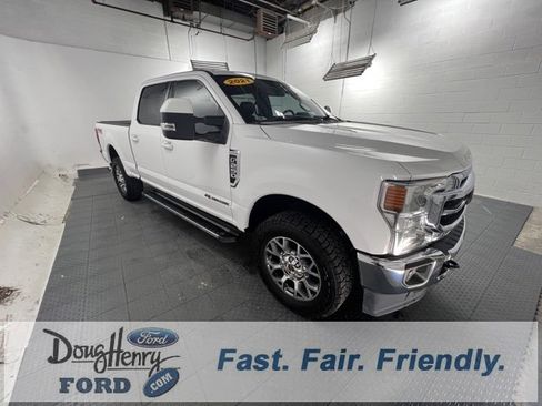 Used 2021 Ford F250 Lariat w/ FX4 Off-Road Package image 5