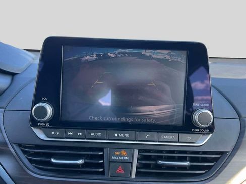 Certified 2024 Nissan Altima 2.5 SV FWD image 28