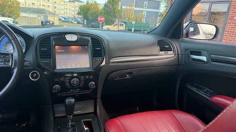 Used 2014 Chrysler 300 S w/ Luxury Group AWD/4WD image 23