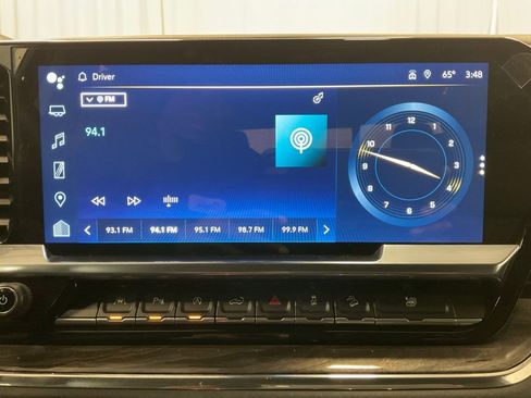 Used 2023 Chevrolet Silverado 1500 LTZ image 9