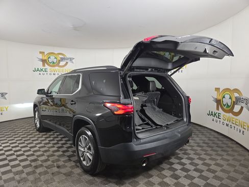 Certified 2023 Chevrolet Traverse LT w/ LPO, Floor Liner Package image 35