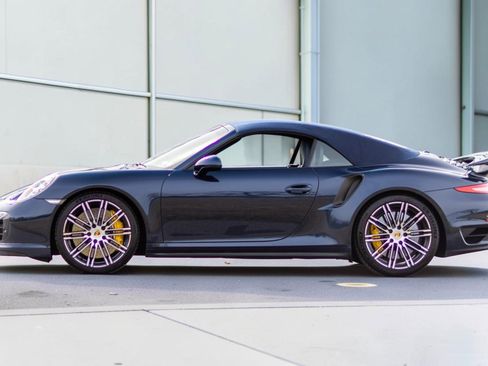 Used 2015 Porsche 911 Turbo image 5
