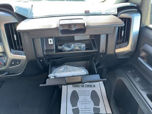 Used 2018 Chevrolet Silverado 1500 LT w/ All Star Edition image 14