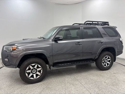 Used 2023 Toyota 4Runner TRD Off-Road Premium image 2
