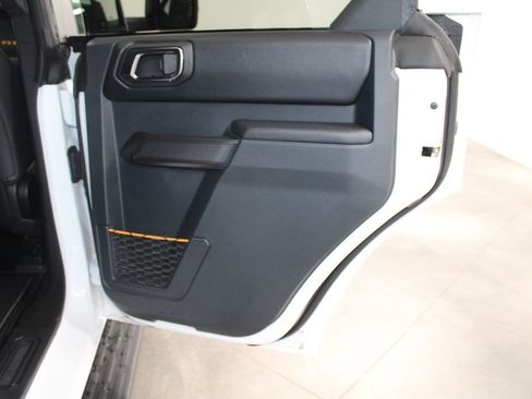 Used 2024 Ford Bronco Badlands image 35
