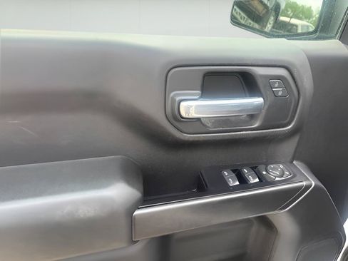 Used 2019 Chevrolet Silverado 1500 Custom Trail Boss w/ Custom Convenience Package AWD/4WD image 21