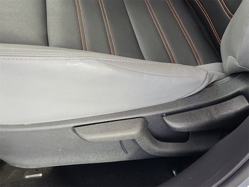 Used 2024 Nissan Kicks SR w/ SR Premium Package image 11