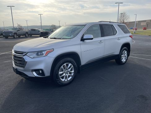 Used 2019 Chevrolet Traverse LT image 1