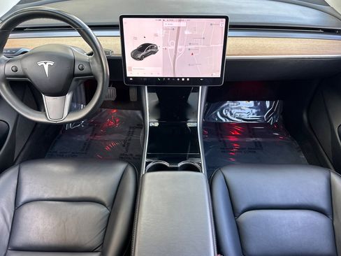 Used 2018 Tesla Model 3 Long Range image 26