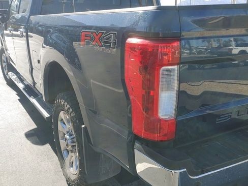 Used 2017 Ford F250 Lariat w/ Chrome Package image 2