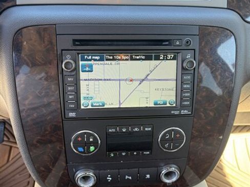 Used 2011 GMC Yukon Denali AWD/4WD image 14