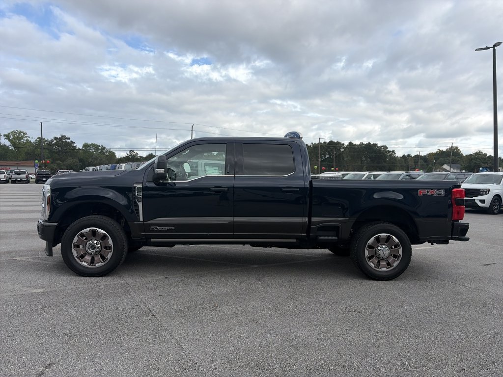 Certified 2024 Ford F250 King Ranch w/ FX4 Off-Road Package AWD/4WD image 4