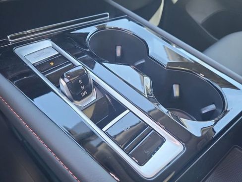 New 2026 Volkswagen Atlas Peak Edition AWD/4WD image 24