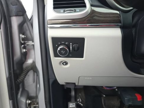 Used 2020 Jeep Grand Cherokee Summit AWD/4WD image 15