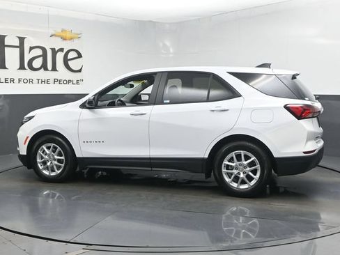 Used 2023 Chevrolet Equinox LS w/ LS Convenience Package FWD image 52