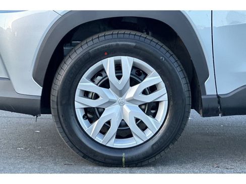 New 2026 Toyota Corolla Cross L image 31