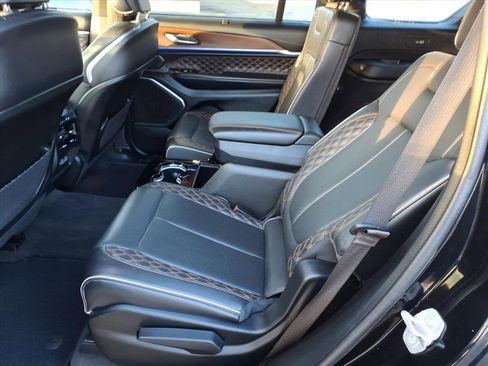 Used 2021 Jeep Grand Cherokee L Summit w/ Advanced Protech Group IV image 11