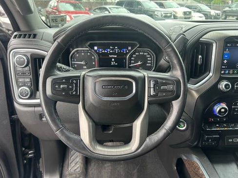Used 2022 GMC Sierra 1500 Denali w/ Denali Reserve Package AWD/4WD image 22