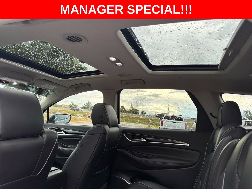 Used 2019 Buick Enclave Avenir w/ Avenir Technology Package AWD/4WD image 18