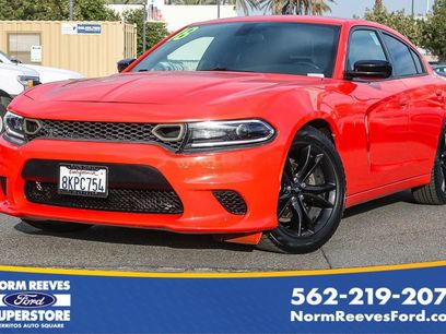 Used 2018 Dodge Charger SXT w/ Blacktop Package