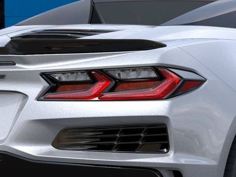 New 2027 Chevrolet Corvette Z06 w/ Stealth Interior Trim Package RWD image 11