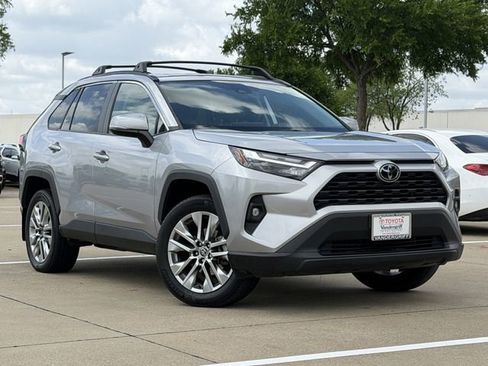 Certified 2024 Toyota RAV4 XLE Premium image 2