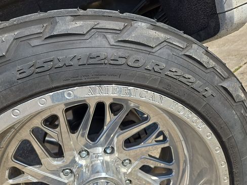 Used 2024 GMC Sierra 2500 Denali w/ Technology Package image 16