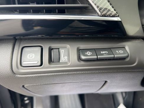 Used 2018 Cadillac CT6 Premium Luxury w/ Super Cruise Package image 10