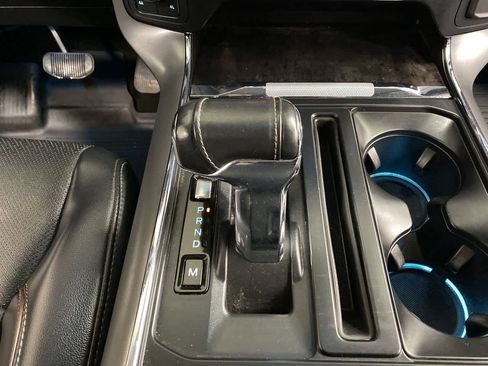 Used 2021 Ford F150 Lariat w/ Max Trailer Tow Package image 25