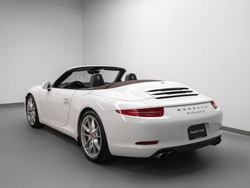 Certified 2014 Porsche 911 Carrera S image 3